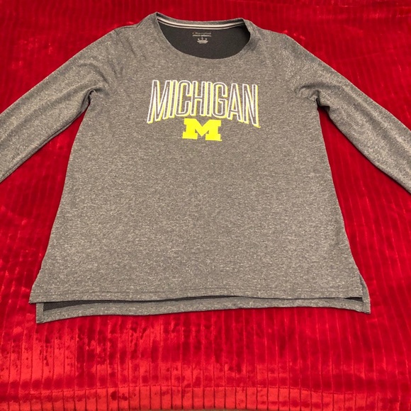 Ladies University of Michigan Shirt, Size Large - Picture 3 of 9